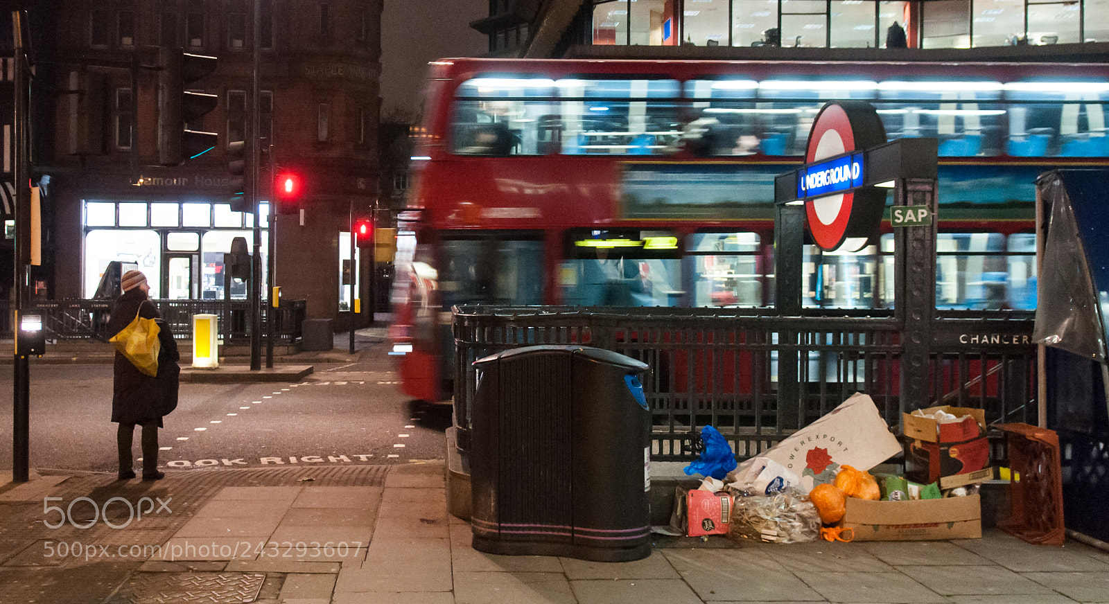 Nikon D90 sample photo. Bus at chancery lane photography