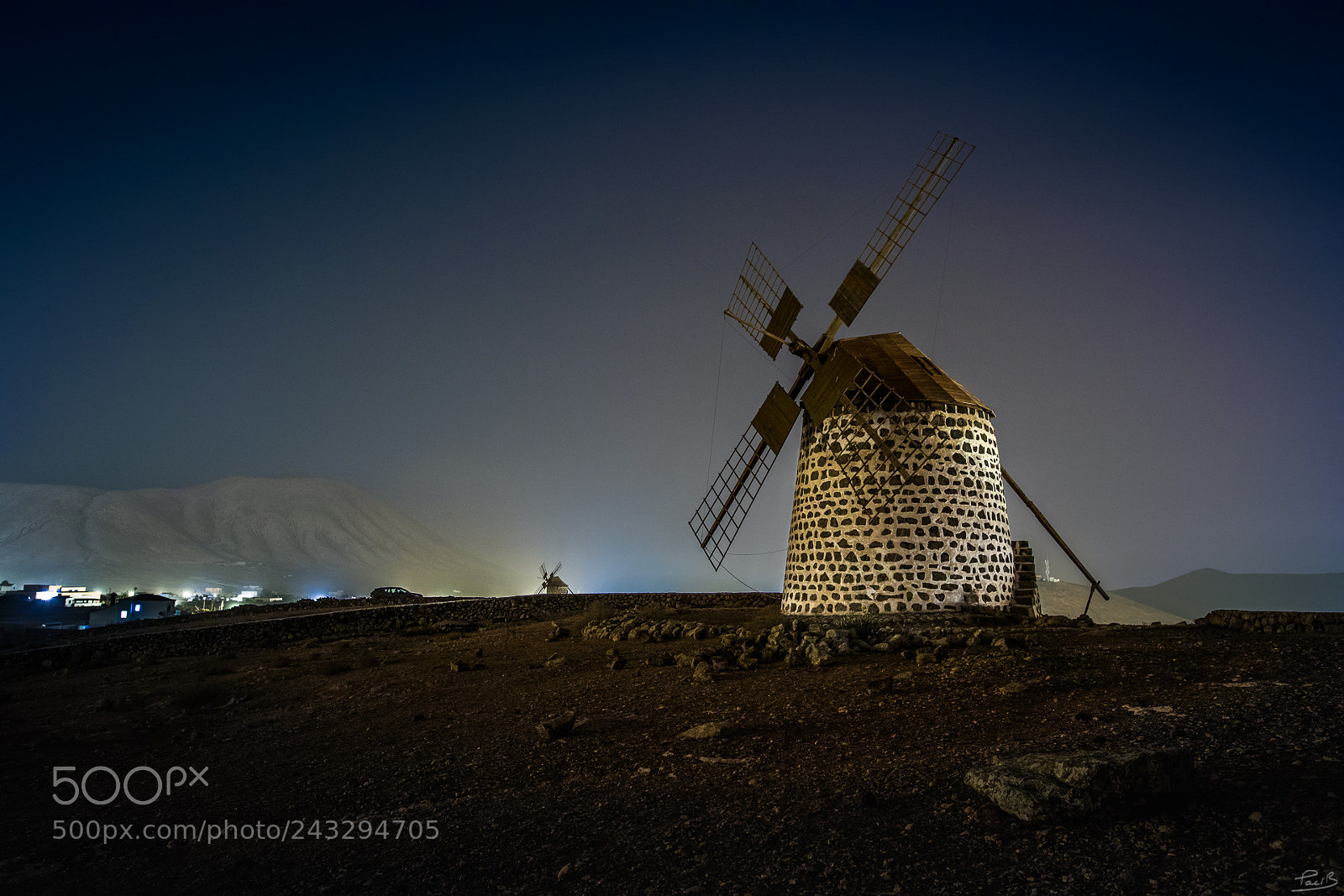 Canon EOS 5D Mark IV sample photo. Night of the windmills photography