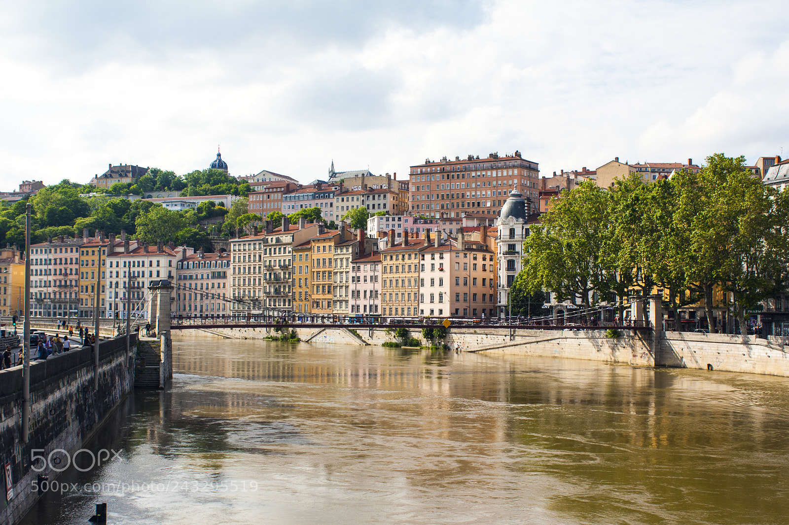 Canon EOS 450D (EOS Rebel XSi / EOS Kiss X2) sample photo. Saone river, lyon photography