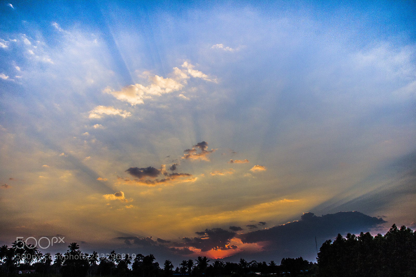 Canon EOS 60D sample photo. Light and cloud photography