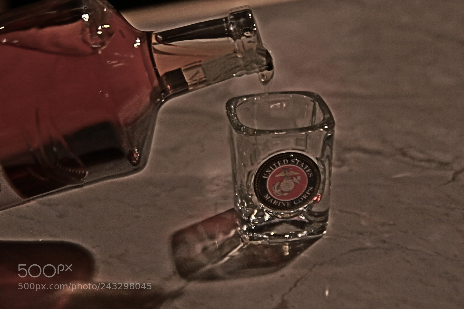 Canon EOS 7D Mark II sample photo. Pour your self a photography