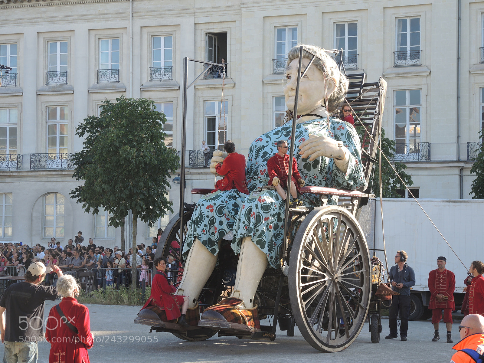 Nikon Coolpix P7700 sample photo. Les geants de nantes 2014 photography