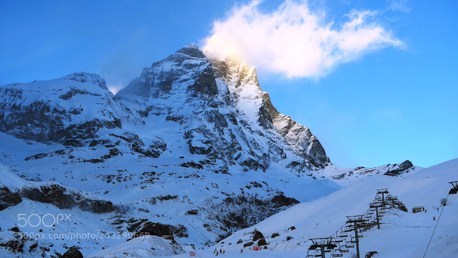Canon PowerShot G7 X sample photo. Windy day in cervinia photography