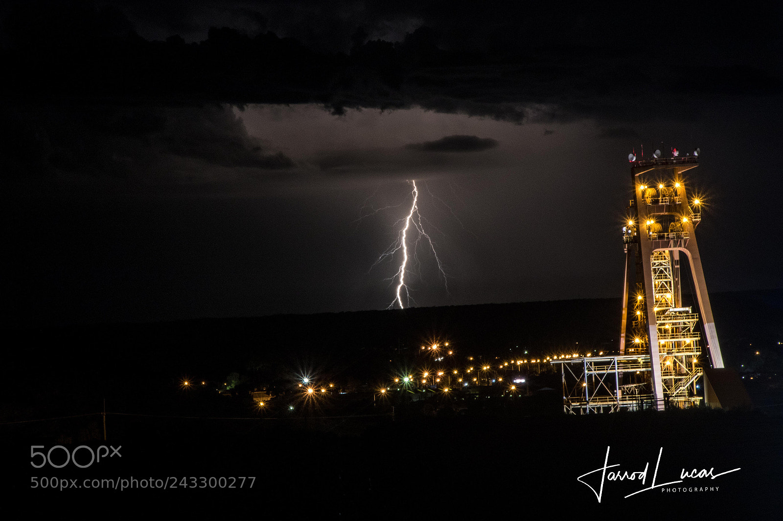 Canon EOS 7D Mark II sample photo. Lightning strikes photography