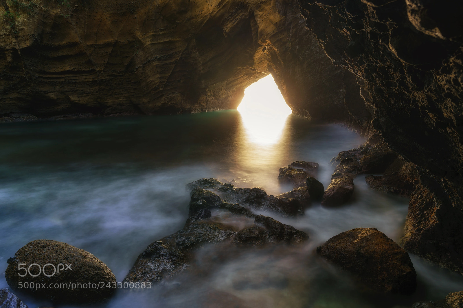 Sony a7R II sample photo. Dragon's cave photography