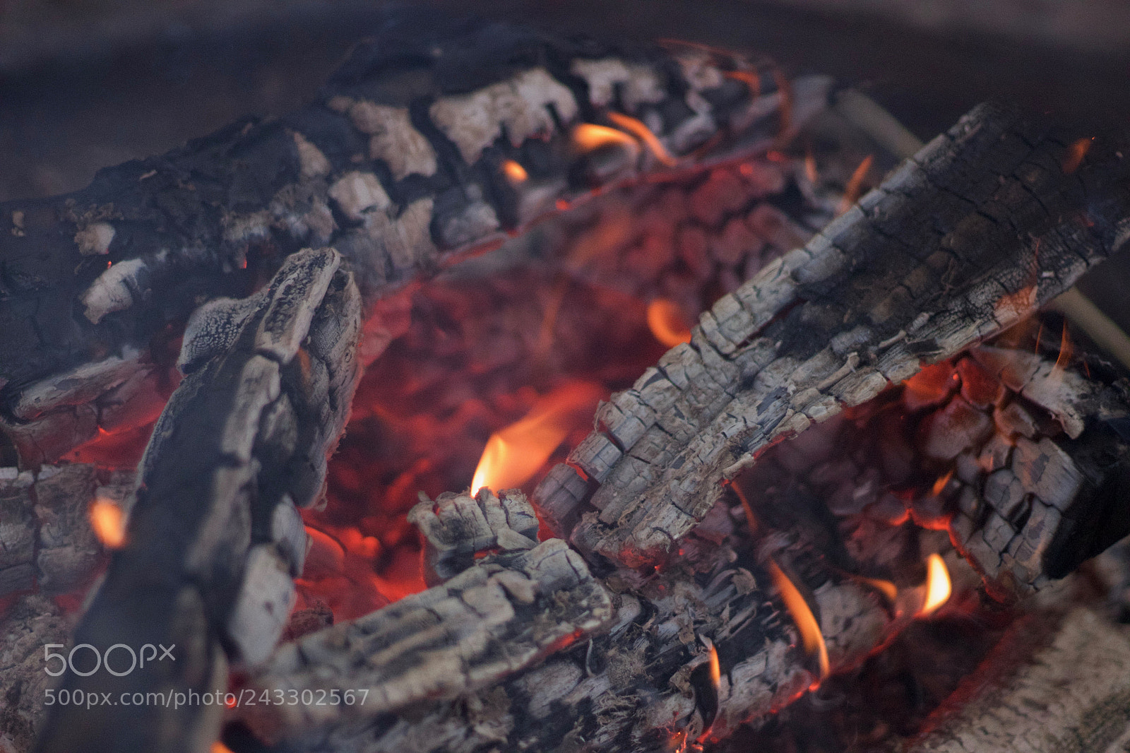 Canon EOS 100D (EOS Rebel SL1 / EOS Kiss X7) sample photo. Fire photography
