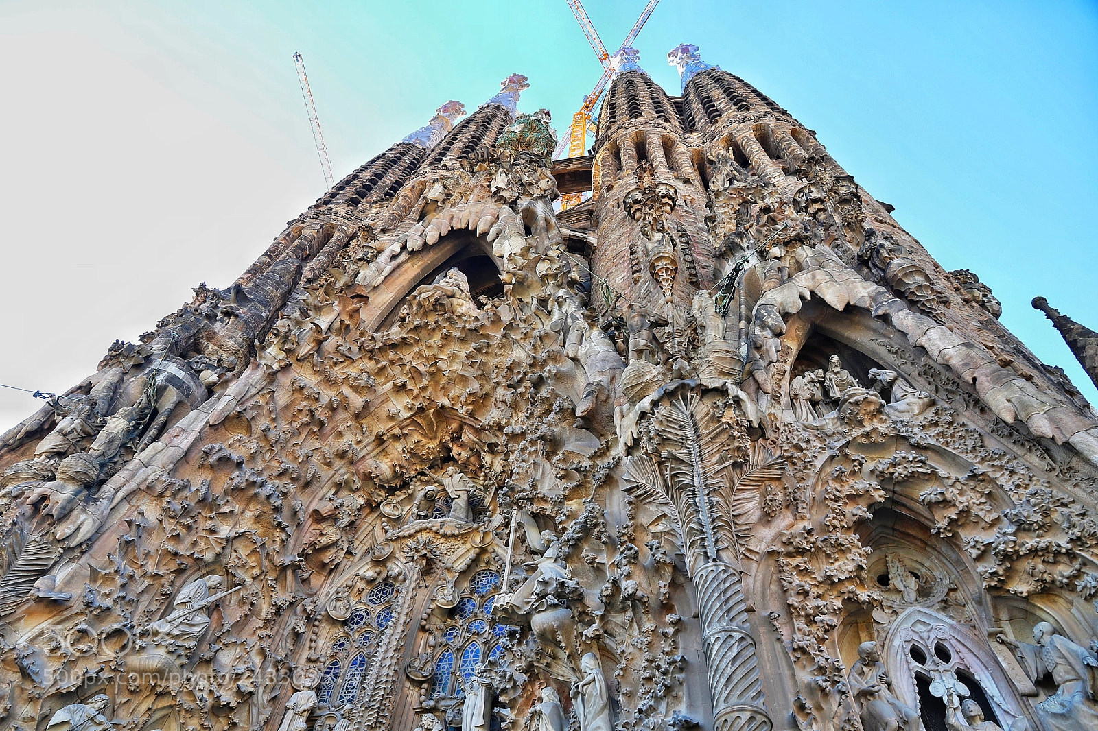 Canon EOS 7D Mark II sample photo. Sagrada familia barcelona photography
