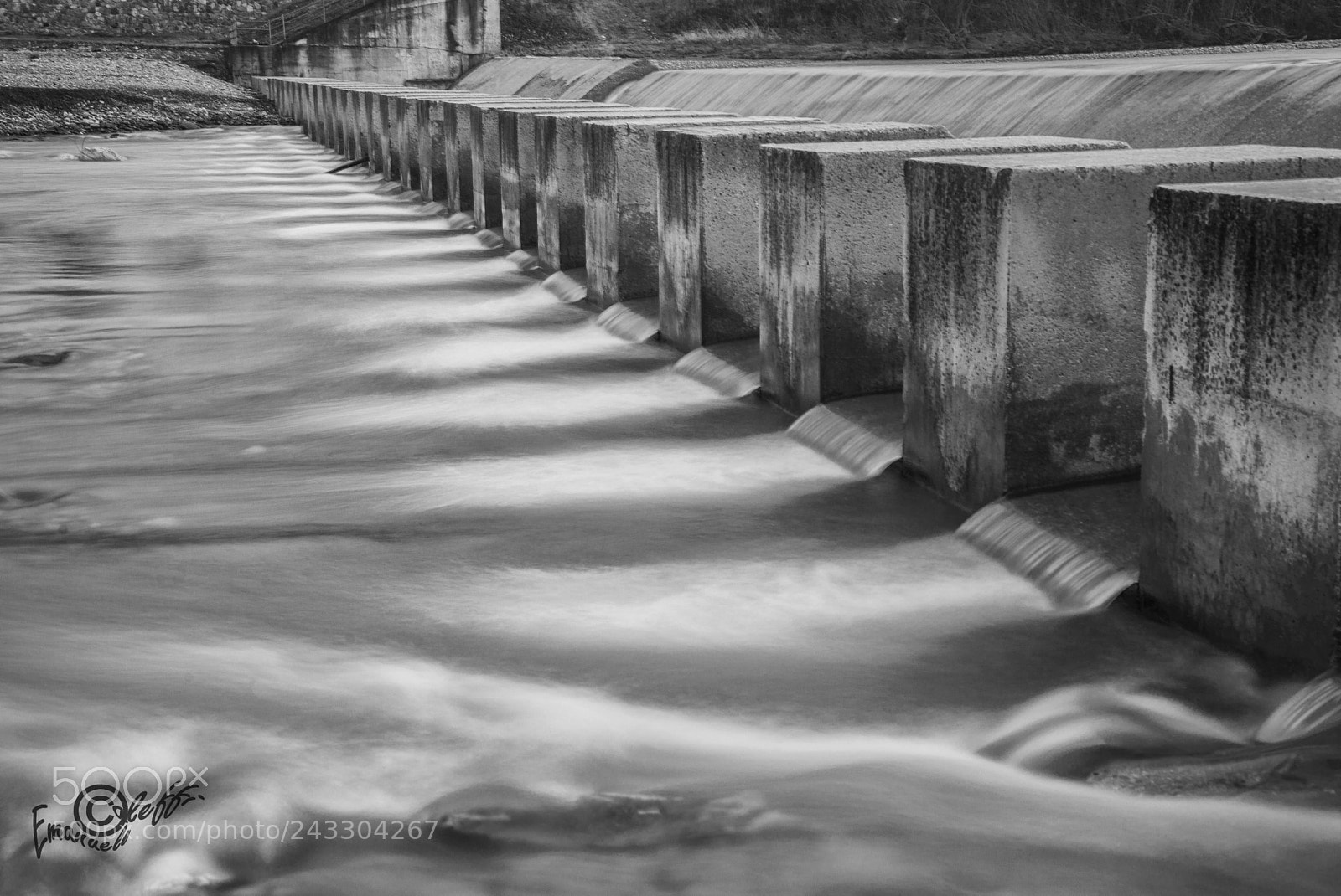 Nikon D800 sample photo. Cascate montecchio b&w photography