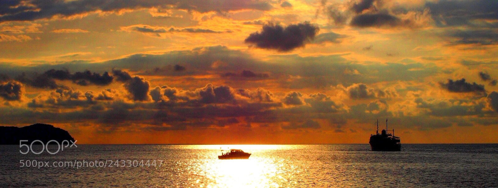 Olympus PEN E-PL5 sample photo. Borneo sunset photography