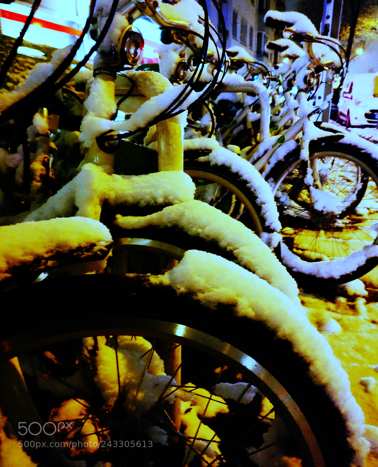 OnePlus A3003 sample photo. The snow keeping them photography