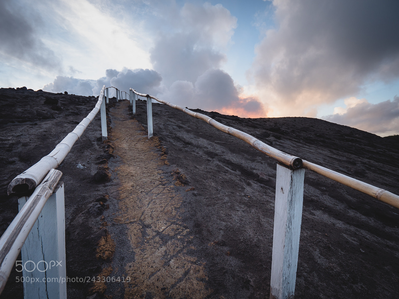 Panasonic Lumix DC-GH5 sample photo. Path to yasur photography