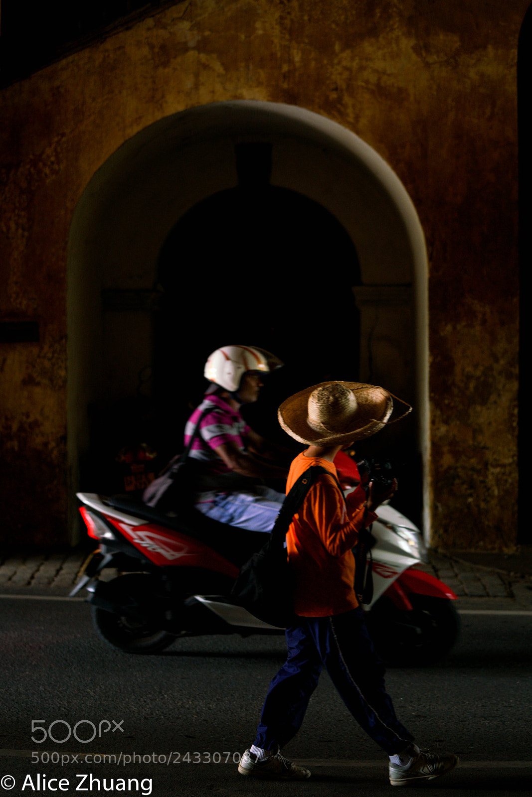 Sony a7R II sample photo. Local and tourist photography