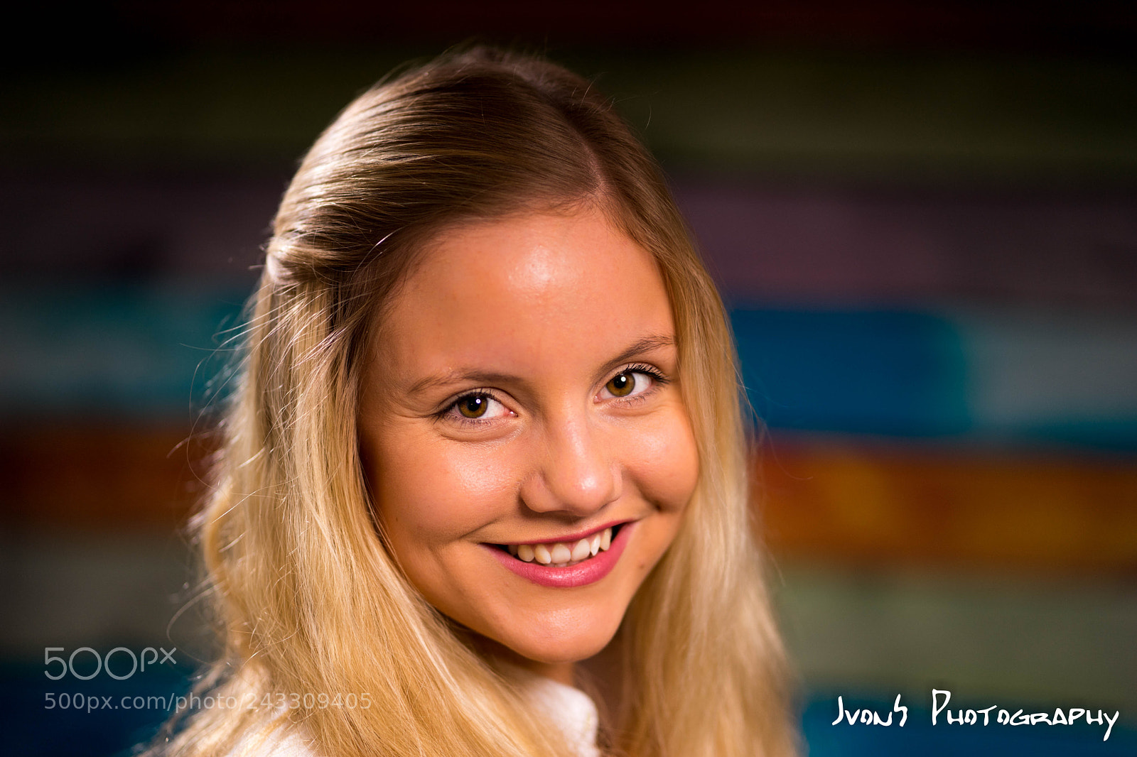 Sony a7 II sample photo. Coloured stripes! photography