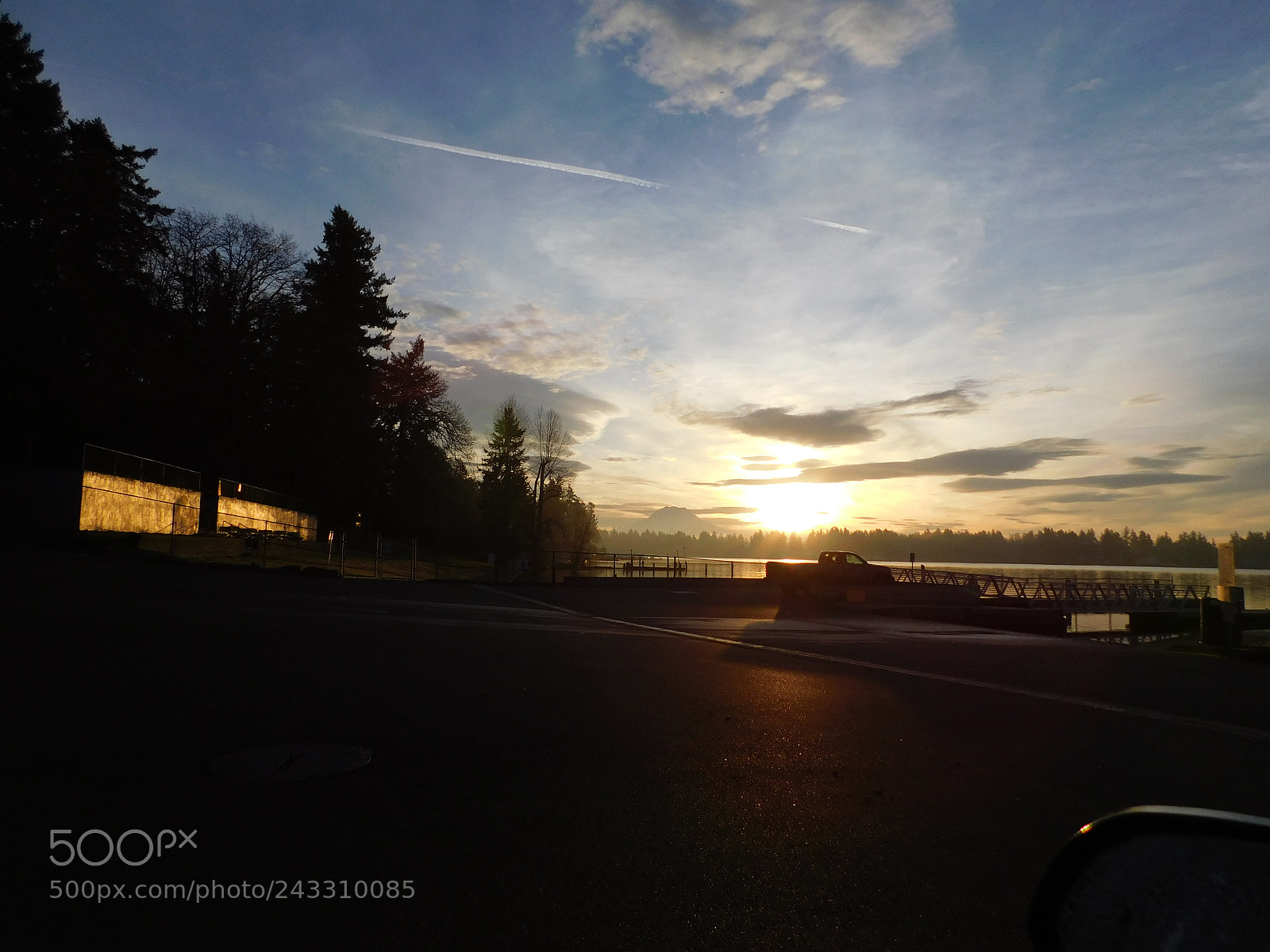 Nikon Coolpix B500 sample photo. Mornig sun american lake photography