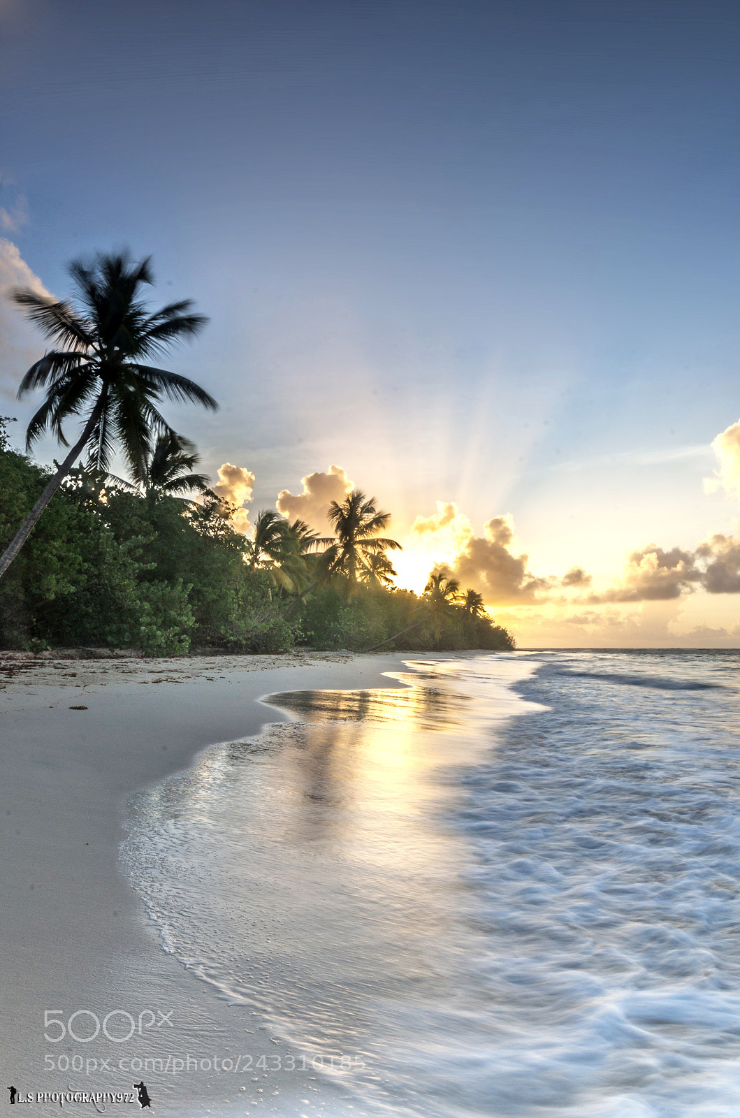 Pentax K-5 sample photo. Sunrise martinique photography