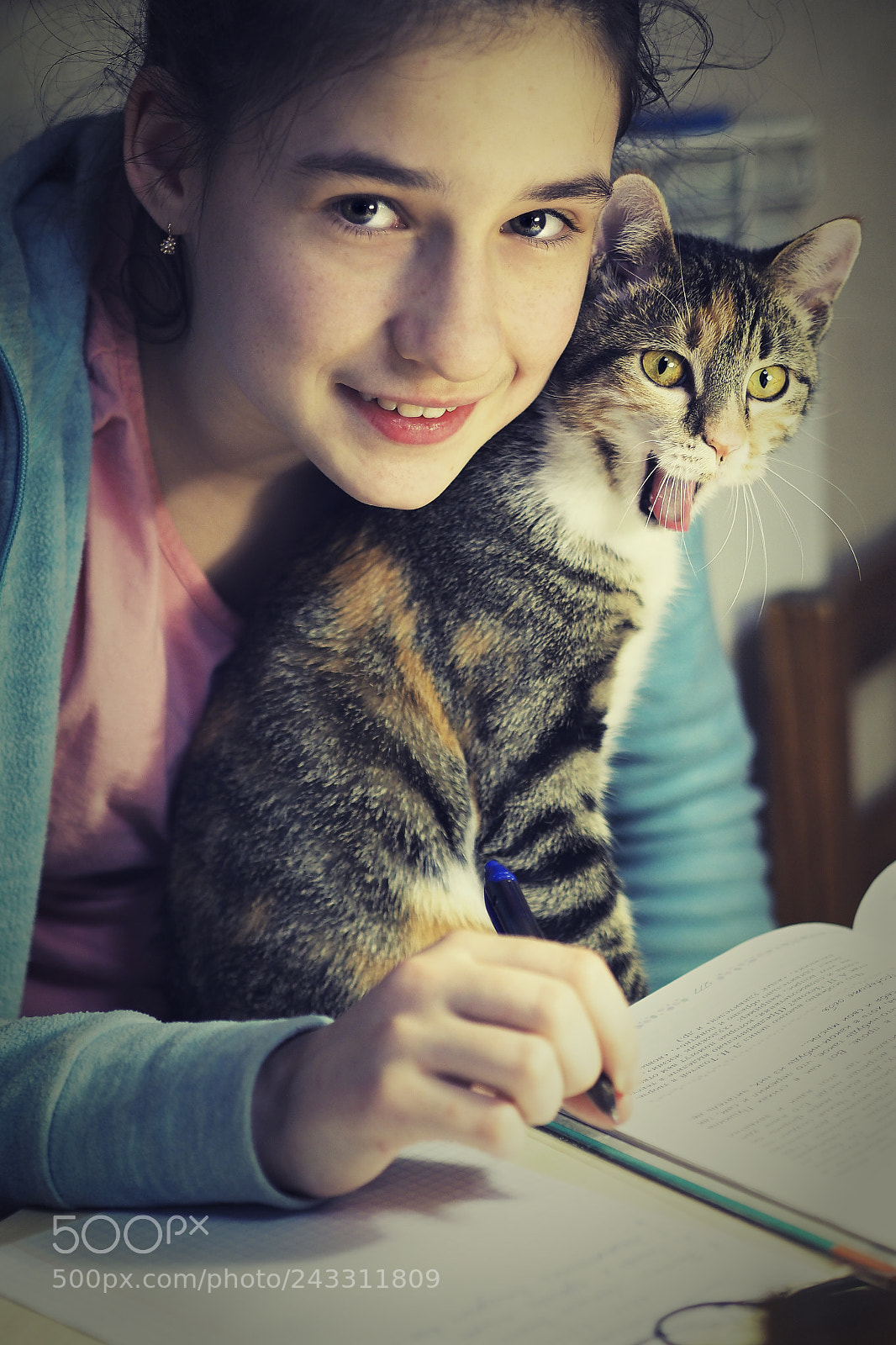 Olympus OM-D E-M10 sample photo. Anna + cat photography