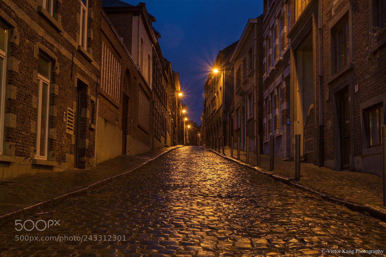 Nikon D7100 sample photo. Cobblestone street at dawn photography