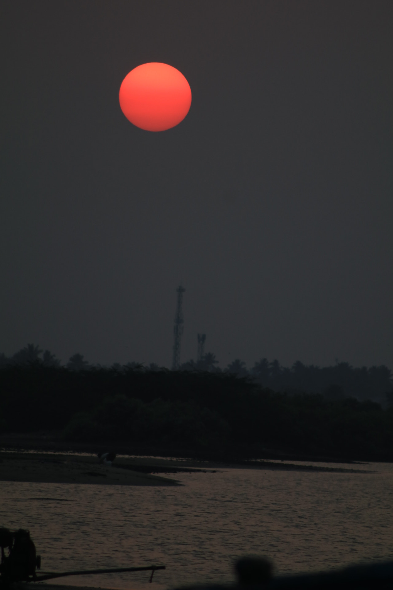 Canon EOS 80D + EF75-300mm f/4-5.6 sample photo. Sunset photography