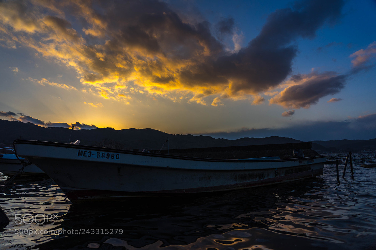 Sony a7 II sample photo. 諏訪湖夕景 photography