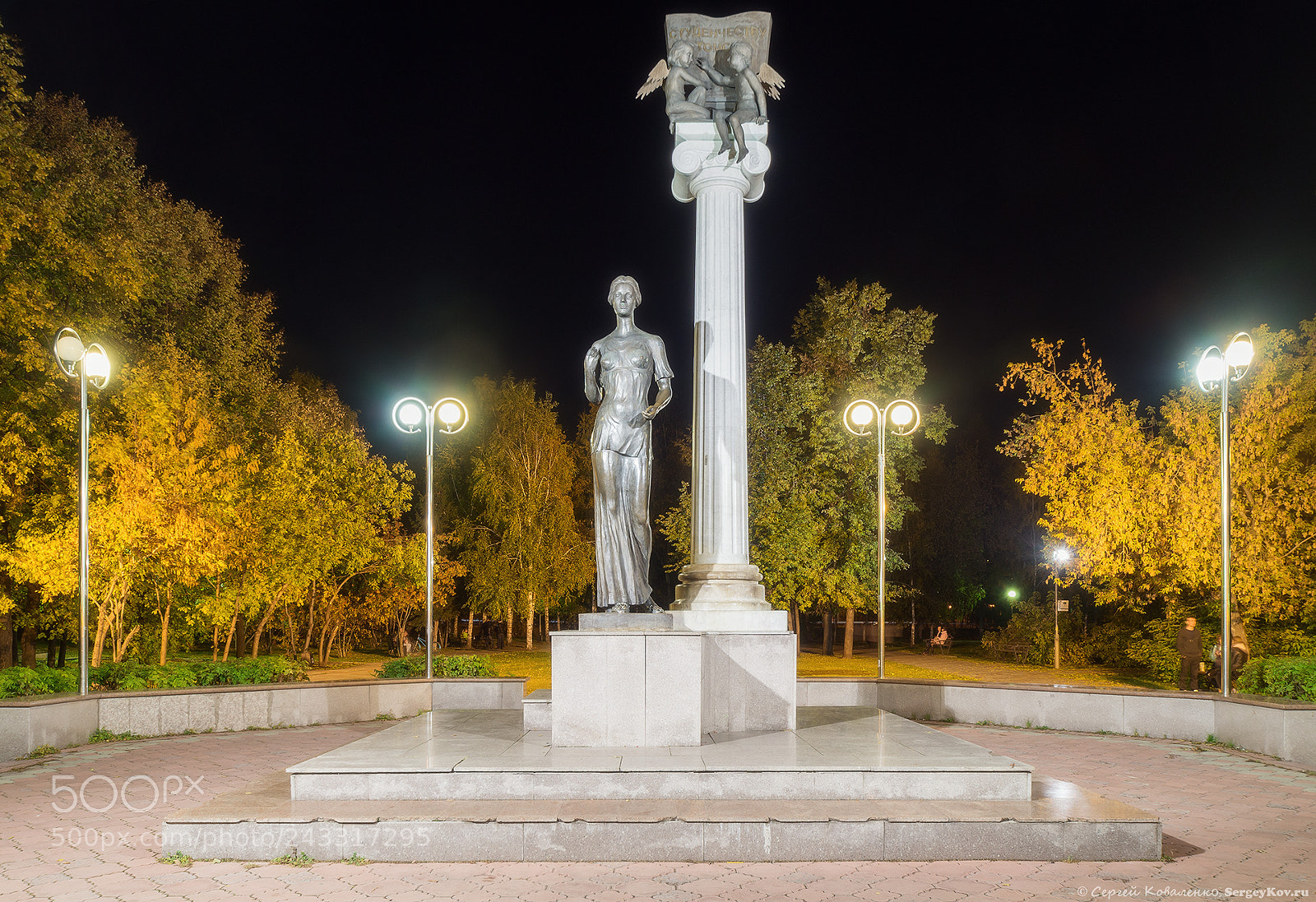 Sony SLT-A58 sample photo. The monument to tomsk photography