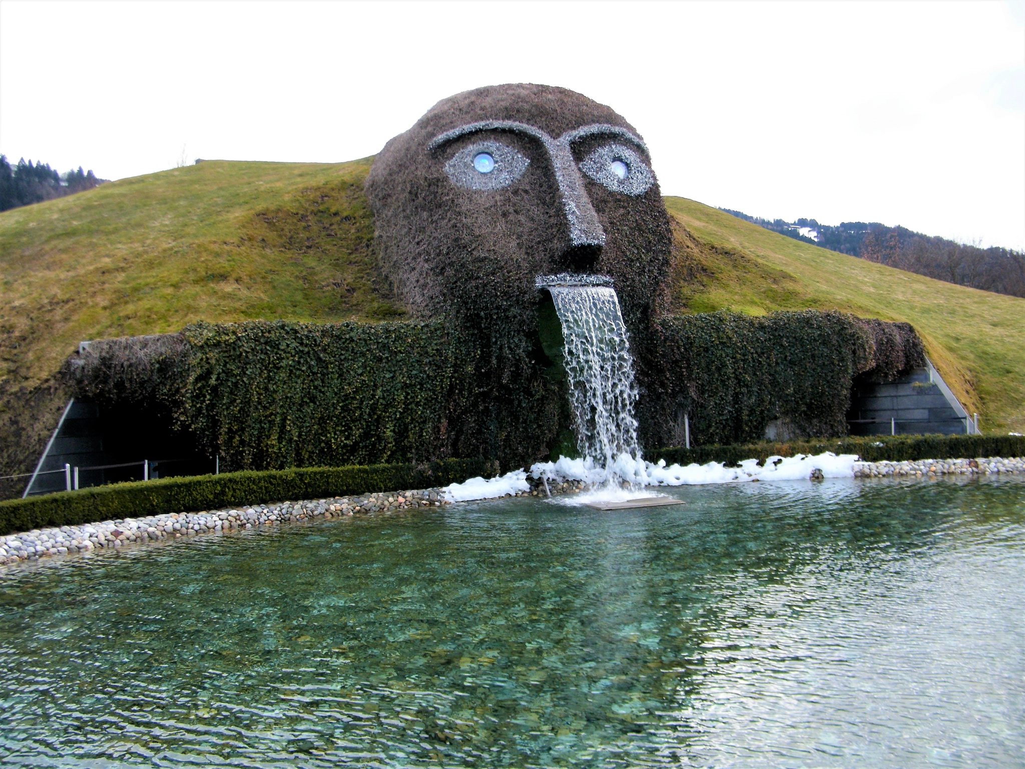 Fujifilm FinePix S2000HD sample photo. Swarovski museum photography