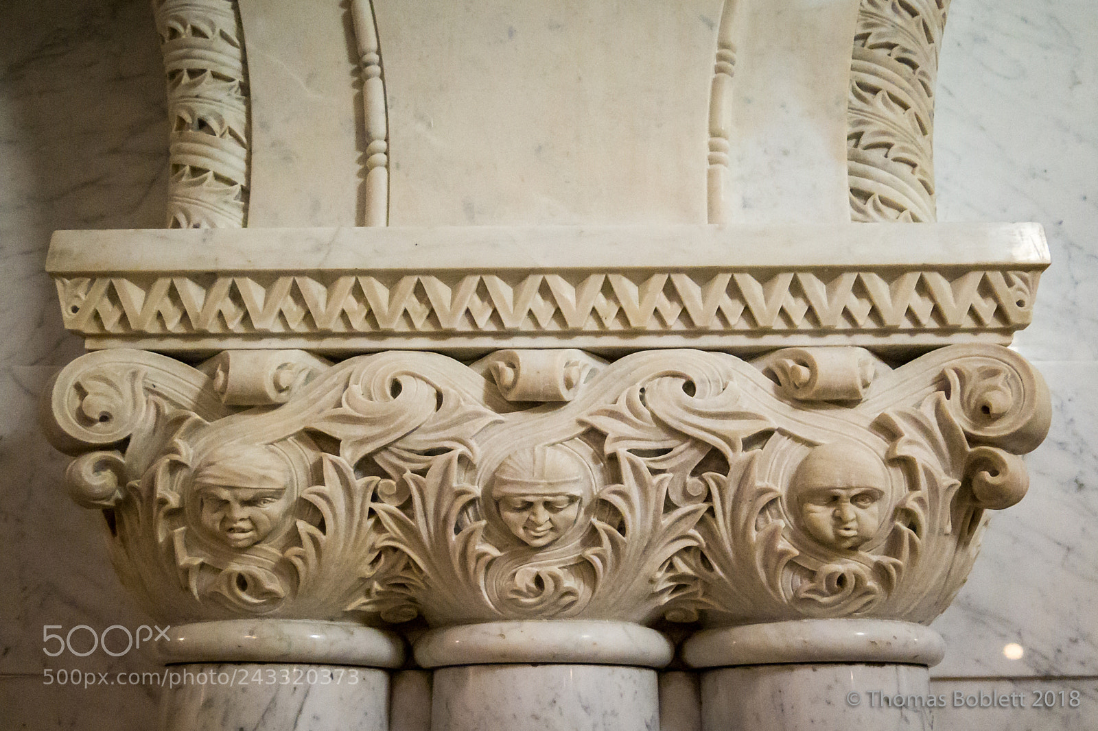Canon PowerShot G16 sample photo. Faces in courthouse photography
