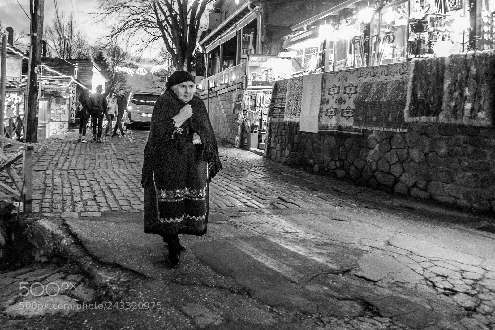 Sony Cyber-shot DSC-RX100 III sample photo. Old woman photography