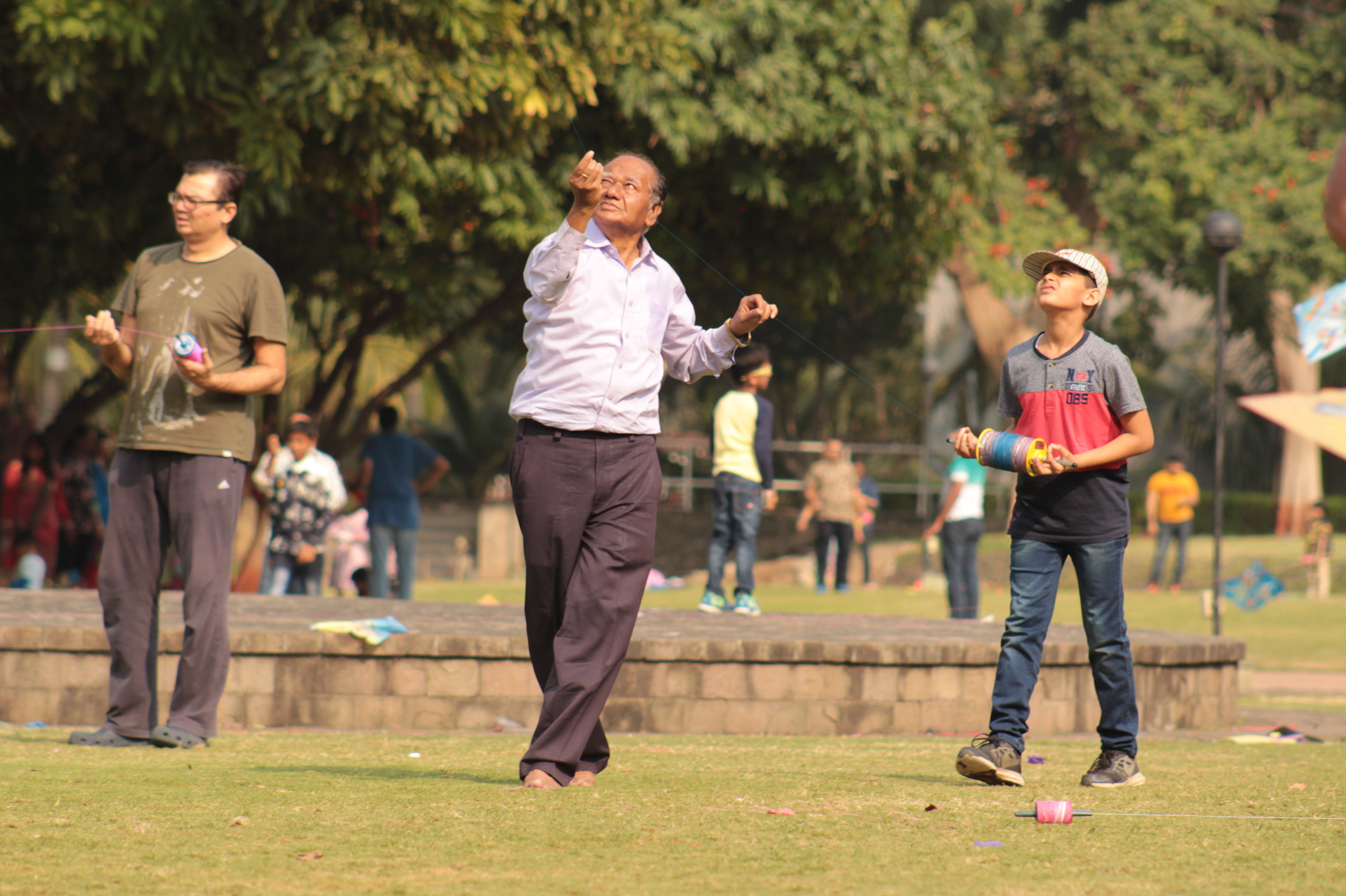Canon EOS 1300D (EOS Rebel T6 / EOS Kiss X80) + EF75-300mm f/4-5.6 sample photo. Age no bar!!! photography