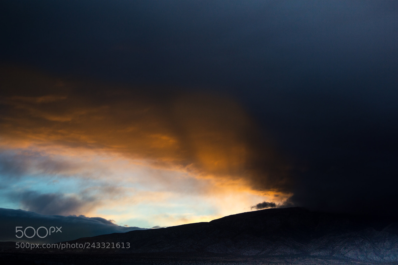 Nikon D3200 sample photo. Sunrise, winter storm, new photography
