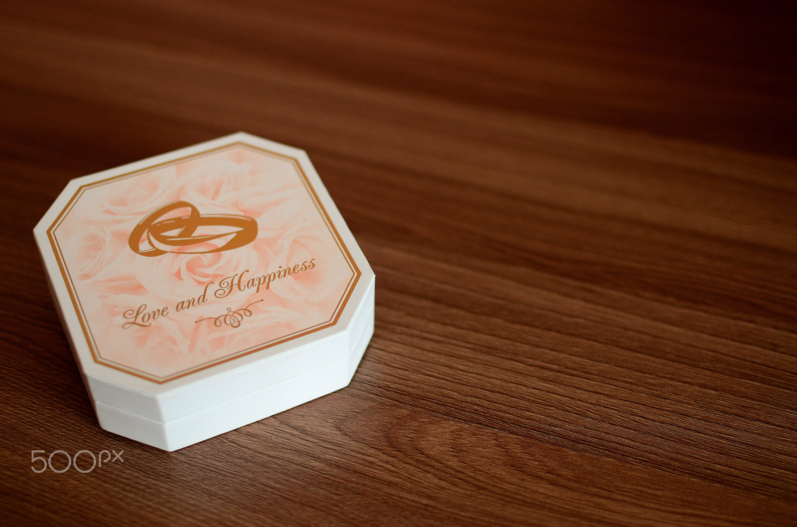 Nikon D7000 + Nikon AF-S DX Nikkor 35mm F1.8G sample photo. Wedding gift coins photography