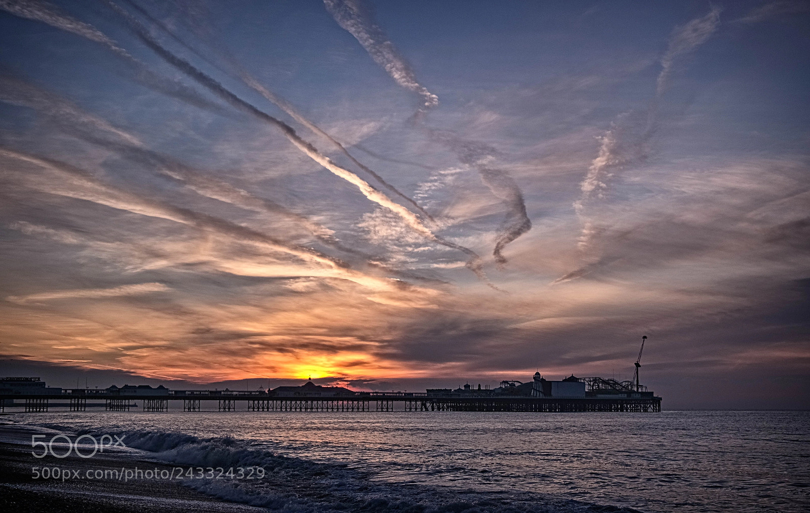 Samsung NX300 sample photo. Brighton peer at sunrise photography