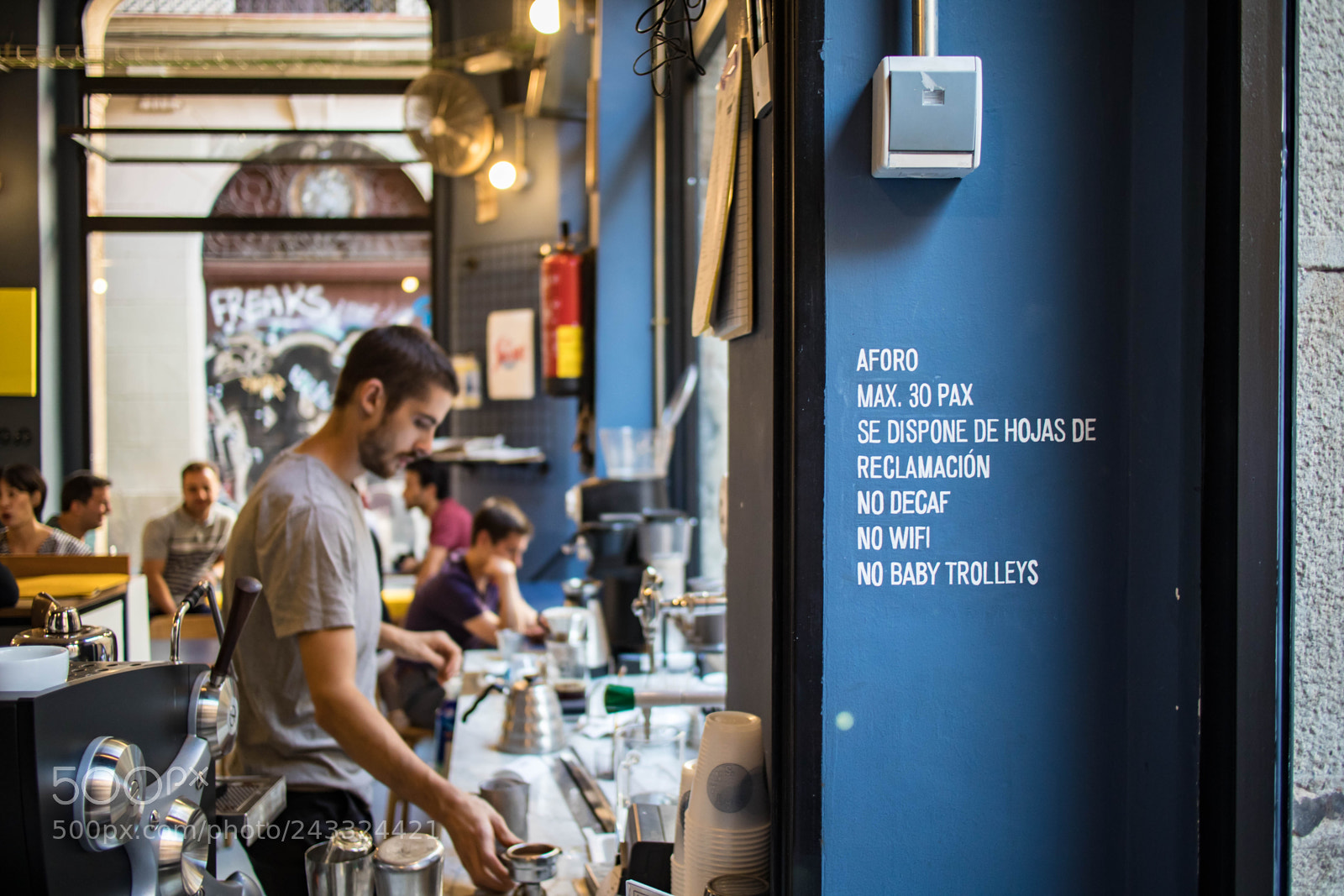 Canon EOS M5 sample photo. Barcelona photography