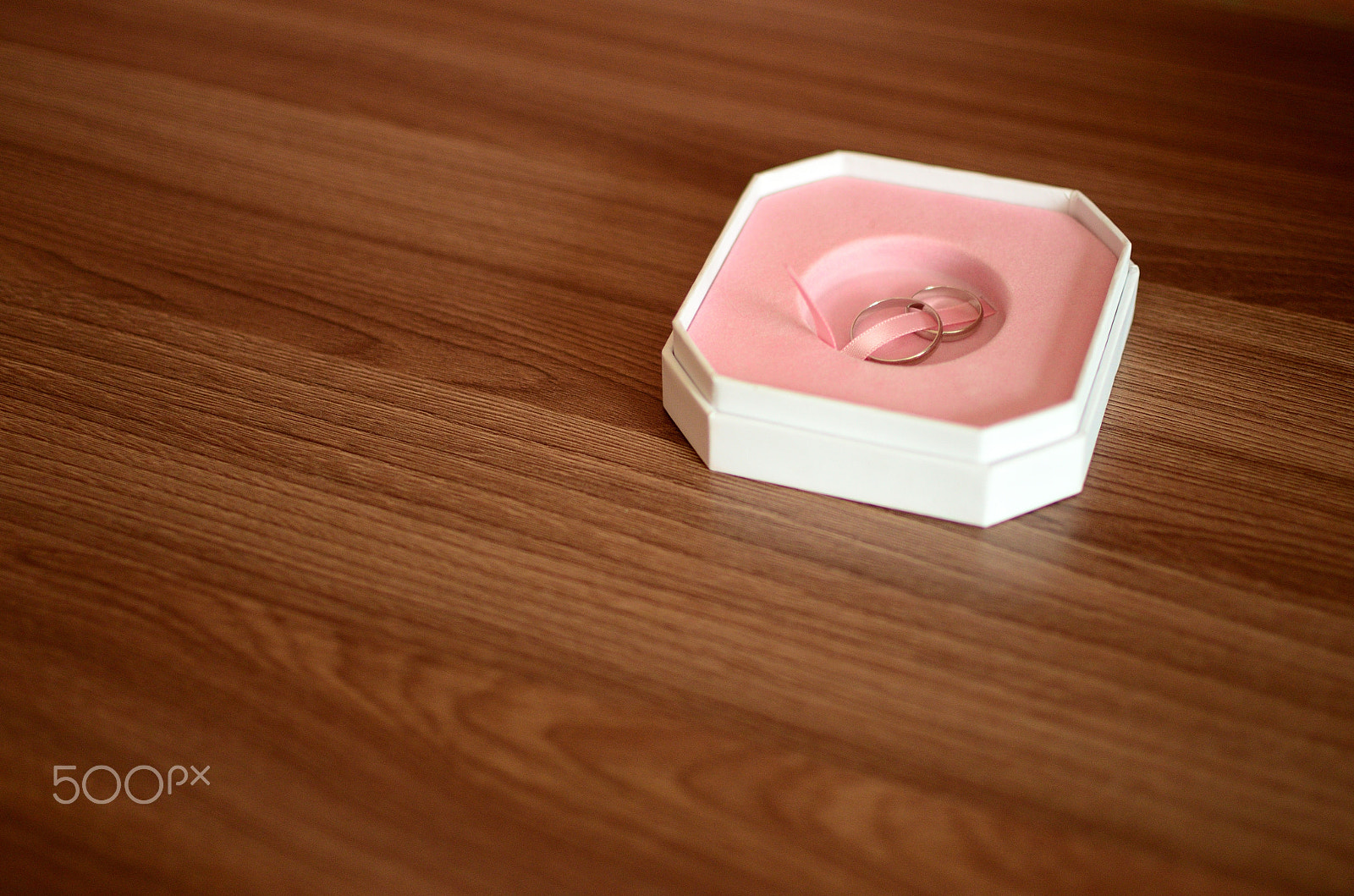 Nikon D7000 + Nikon AF-S DX Nikkor 35mm F1.8G sample photo. Marriage rings in and box photography