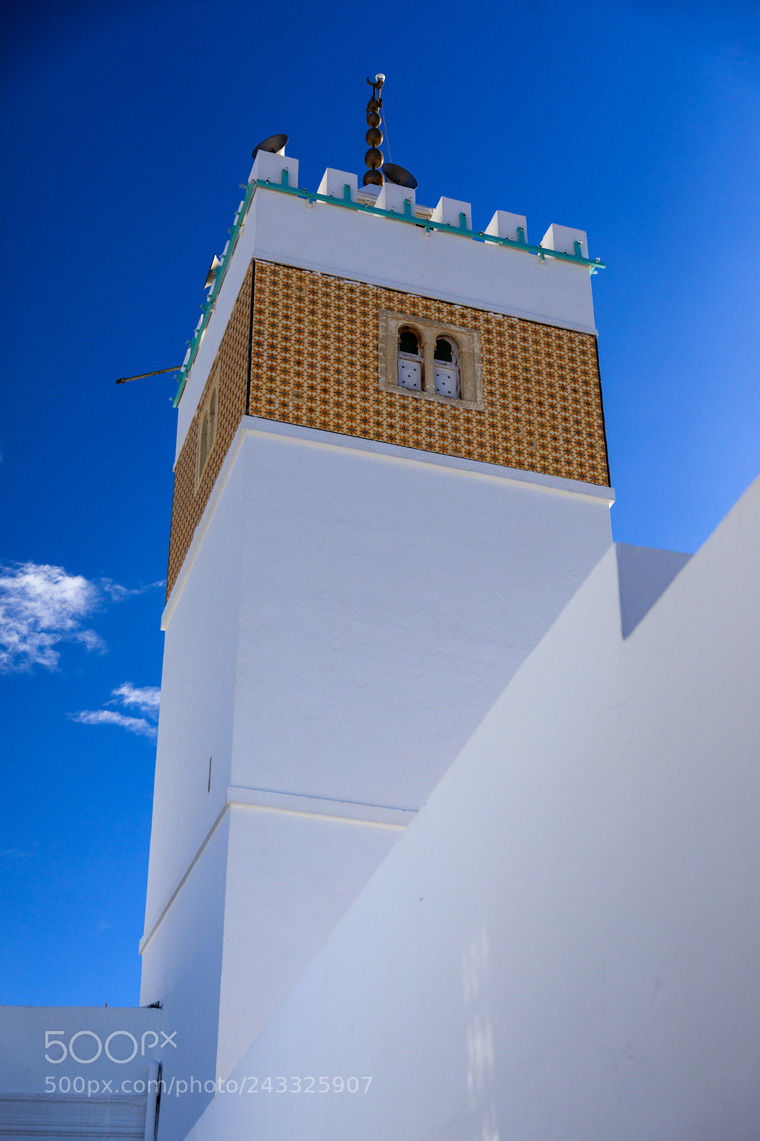 Canon EOS 5D Mark IV sample photo. Minaret of masjid kabir photography