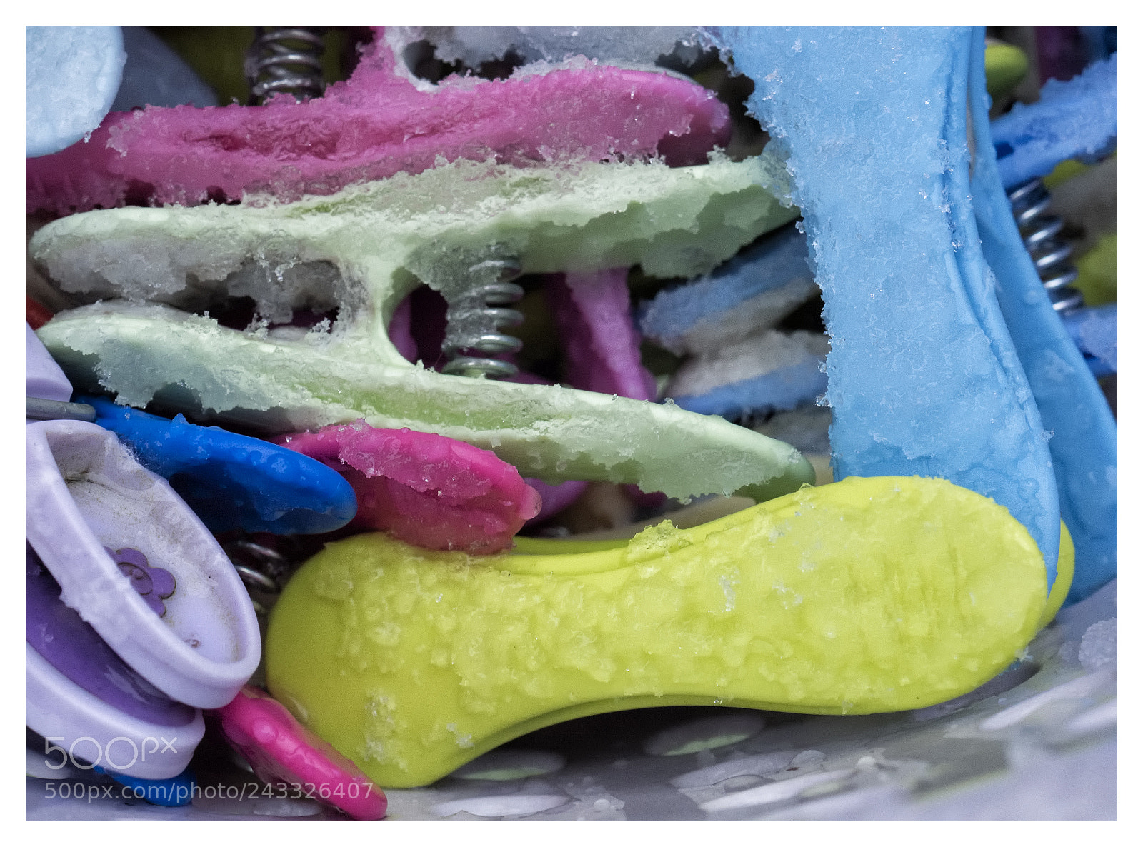 Olympus OM-D E-M10 sample photo. Pegs in the snow photography