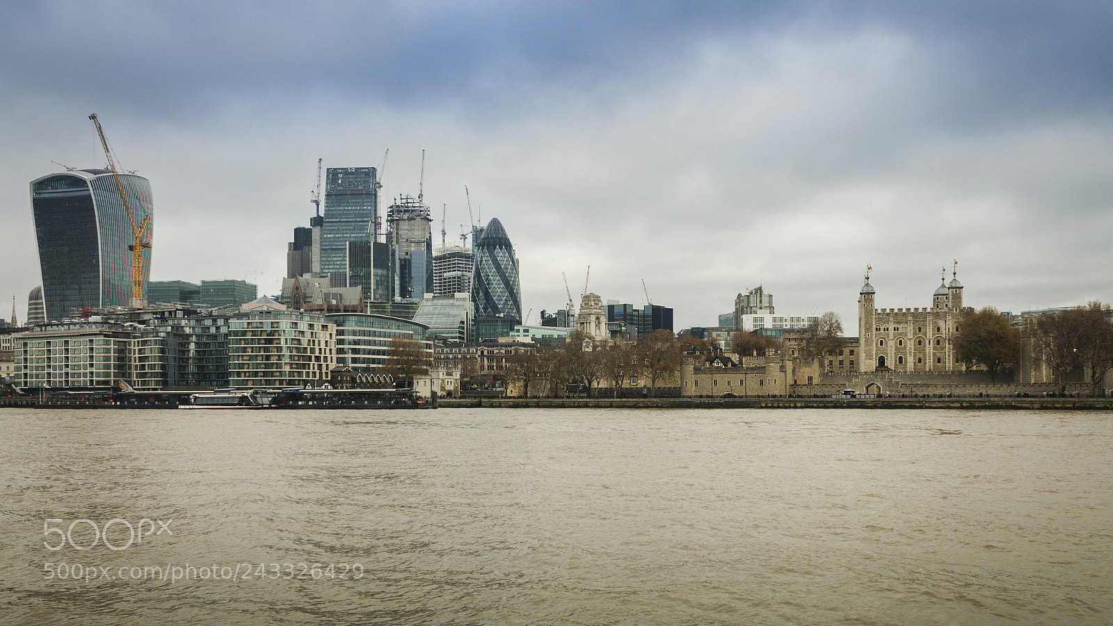Canon EOS 1100D (EOS Rebel T3 / EOS Kiss X50) sample photo. Old and new london photography