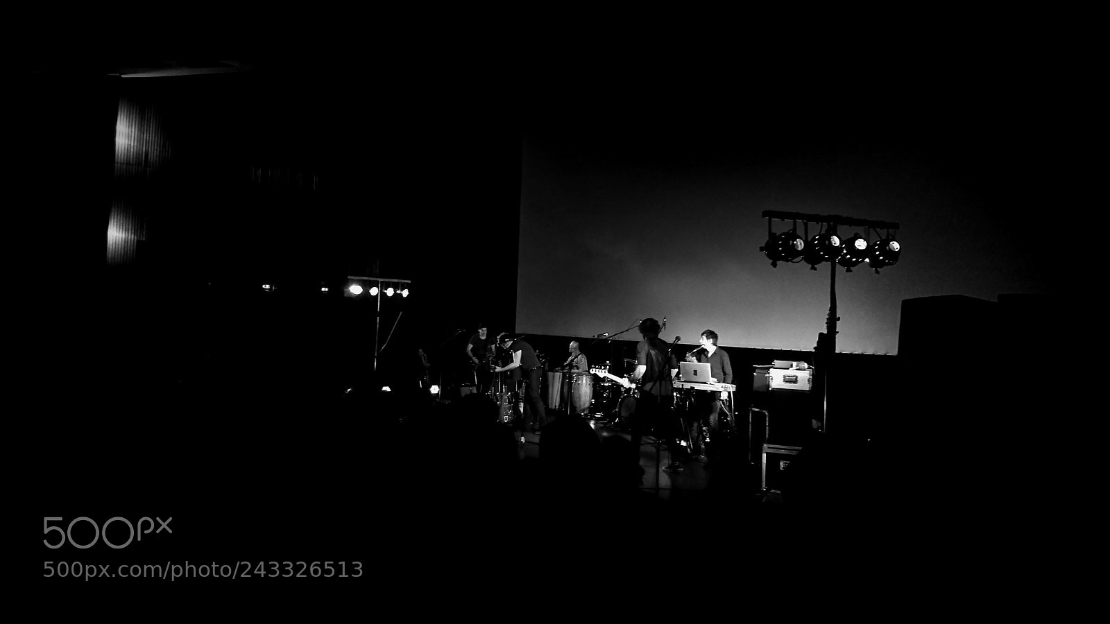 Sony Xperia XZ sample photo. Kiscsillag concert at the photography