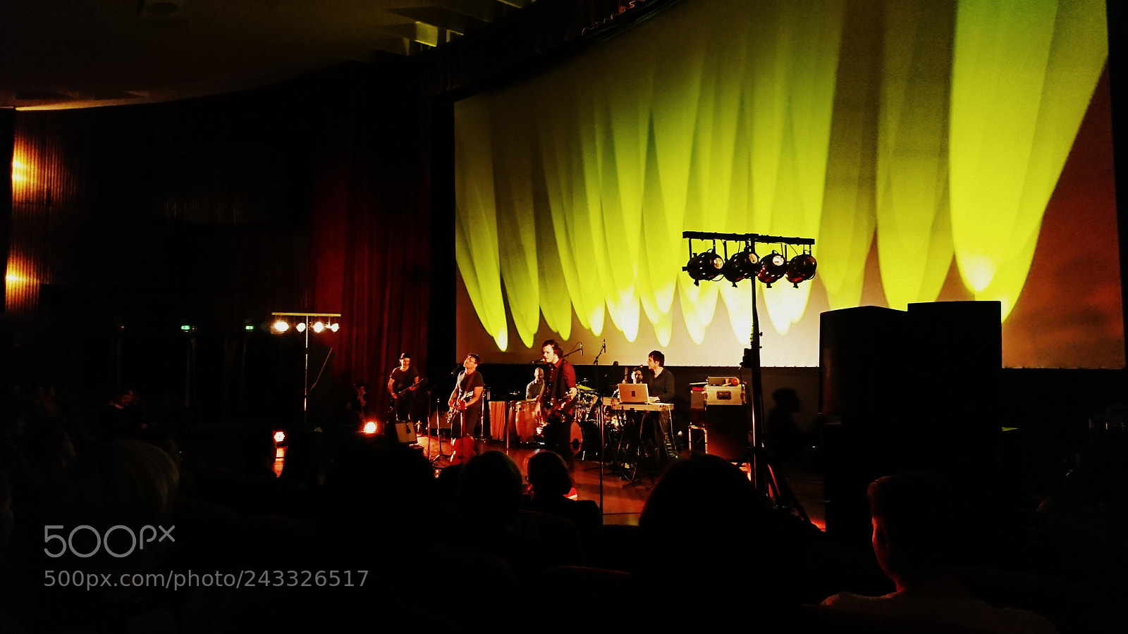 Sony Xperia XZ sample photo. Kiscsillag concert at the photography