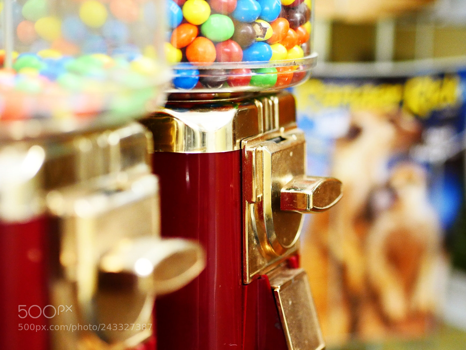 Panasonic Lumix DMC-GX85 (Lumix DMC-GX80 / Lumix DMC-GX7 Mark II) sample photo. Place coin here photography