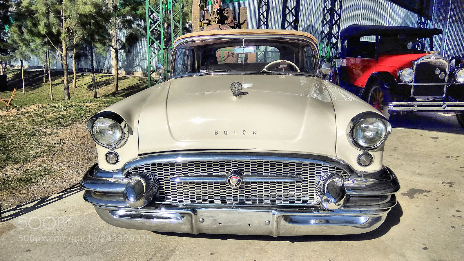 Xiaomi Redmi Note3 sample photo. Buick century photography