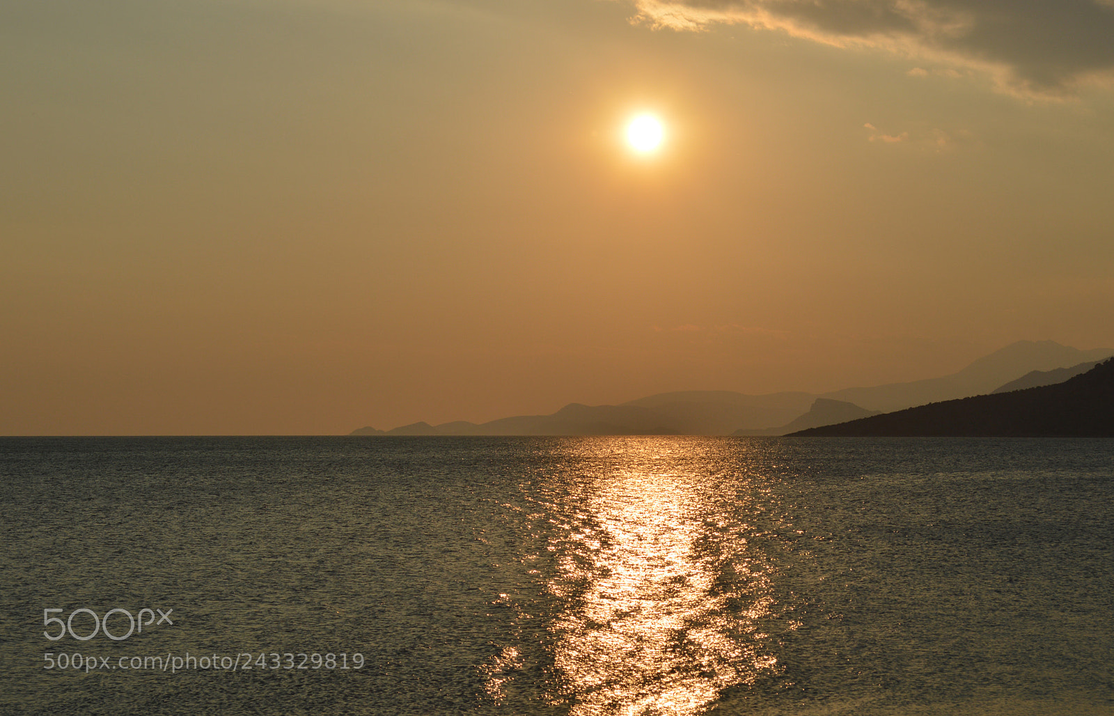Nikon D3200 sample photo. Sun goes down photography