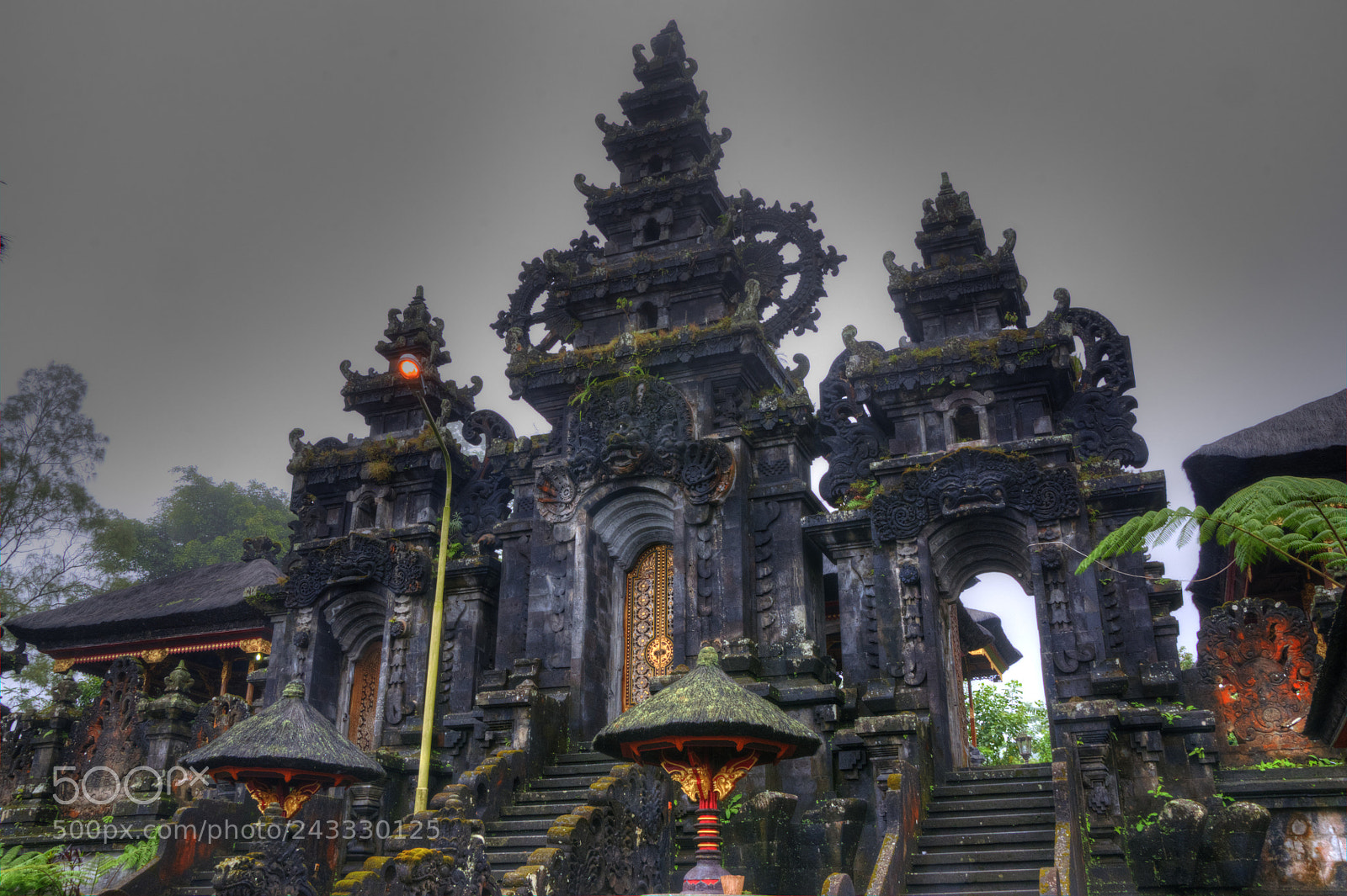 Nikon D90 sample photo. The astounding besakih temple photography