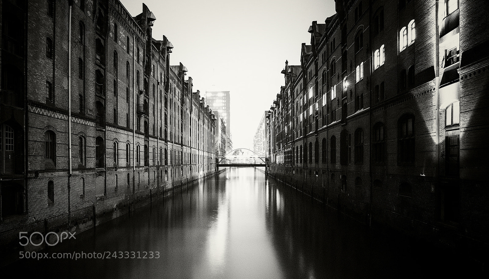 Sony a7R sample photo. Hamburg twilight photography