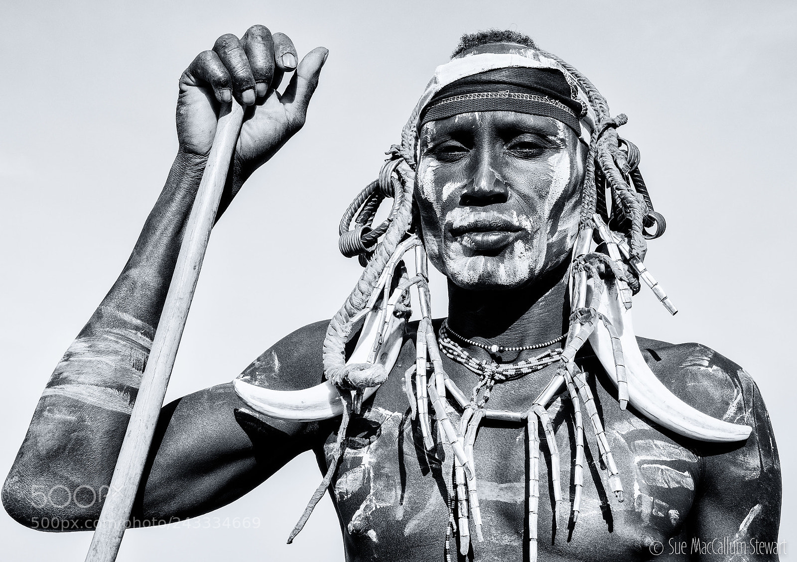 Olympus OM-D E-M1 Mark II sample photo. Mursi warrior photography