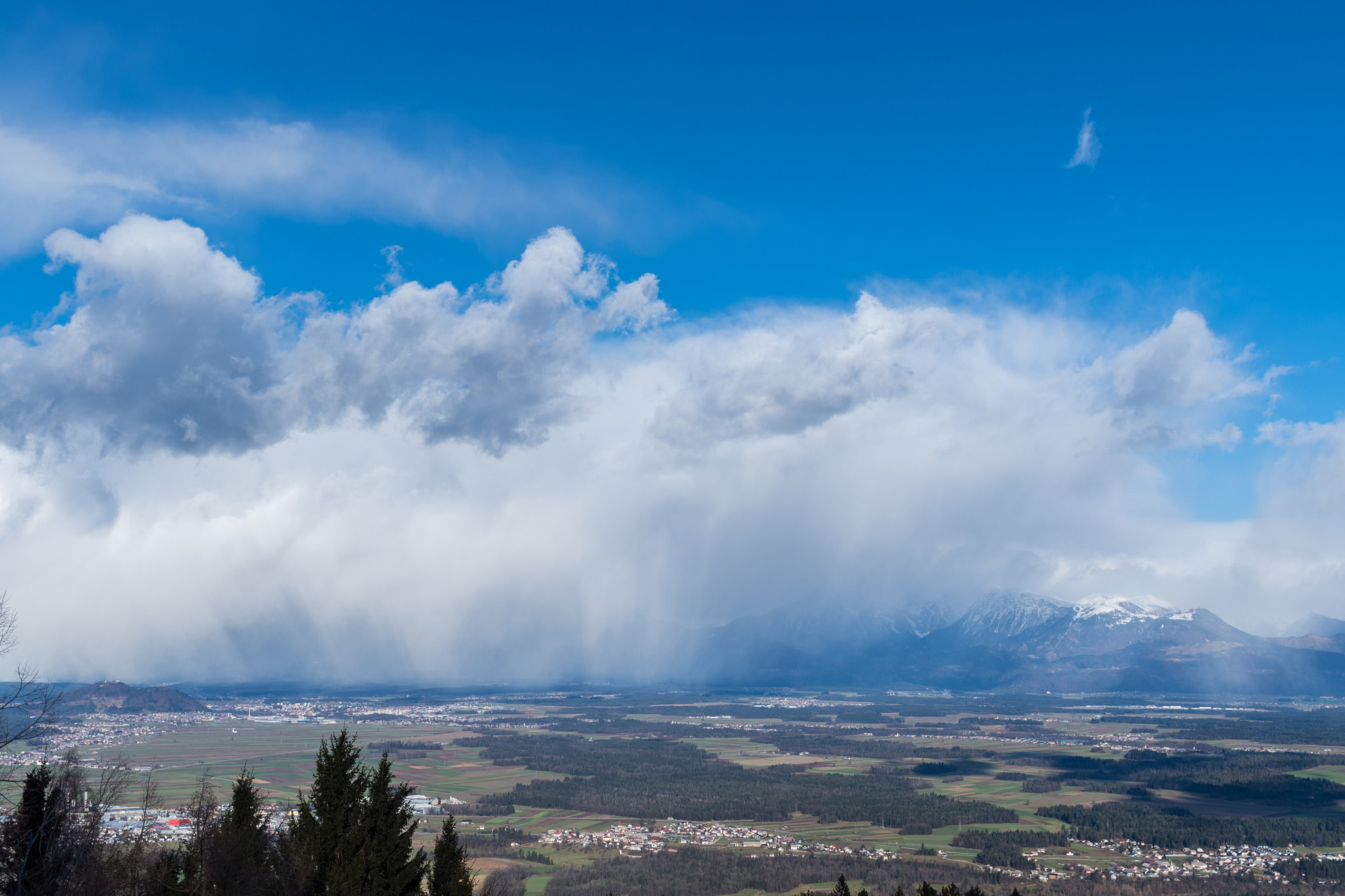 Pentax K-S1 sample photo. Storm photography