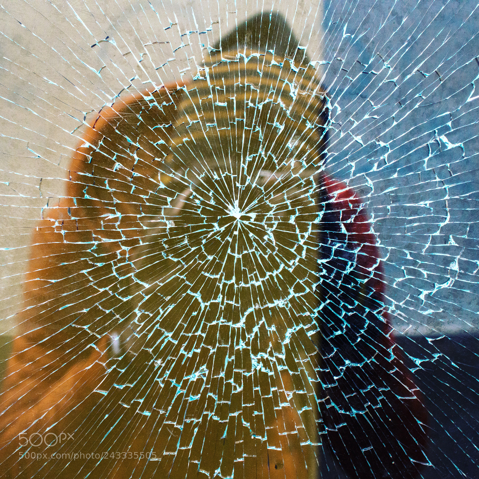 Nikon D3200 sample photo. Broken photography