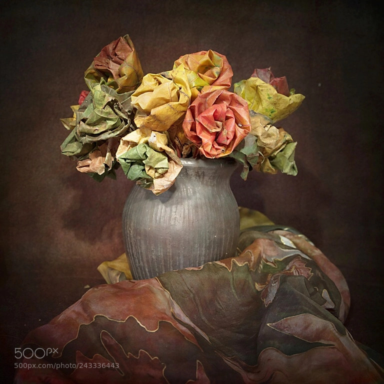 Pentax K-1 sample photo. Rose bouquet from leaves photography
