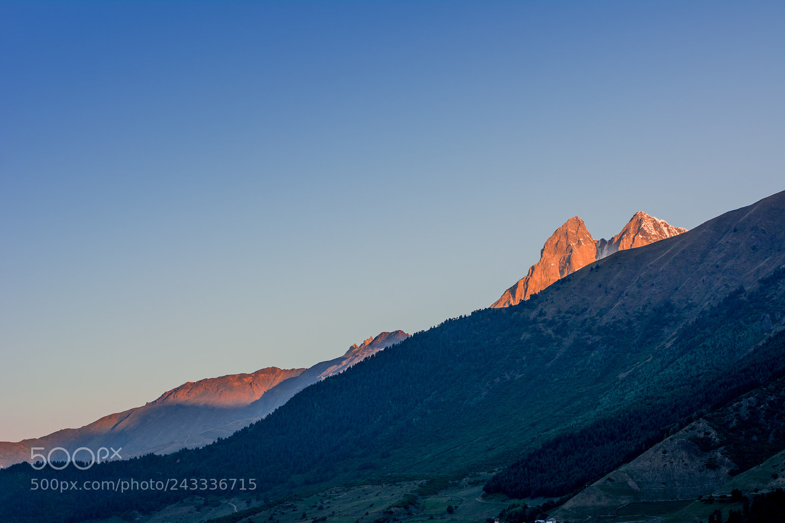 Nikon D7100 sample photo. First rays of light photography