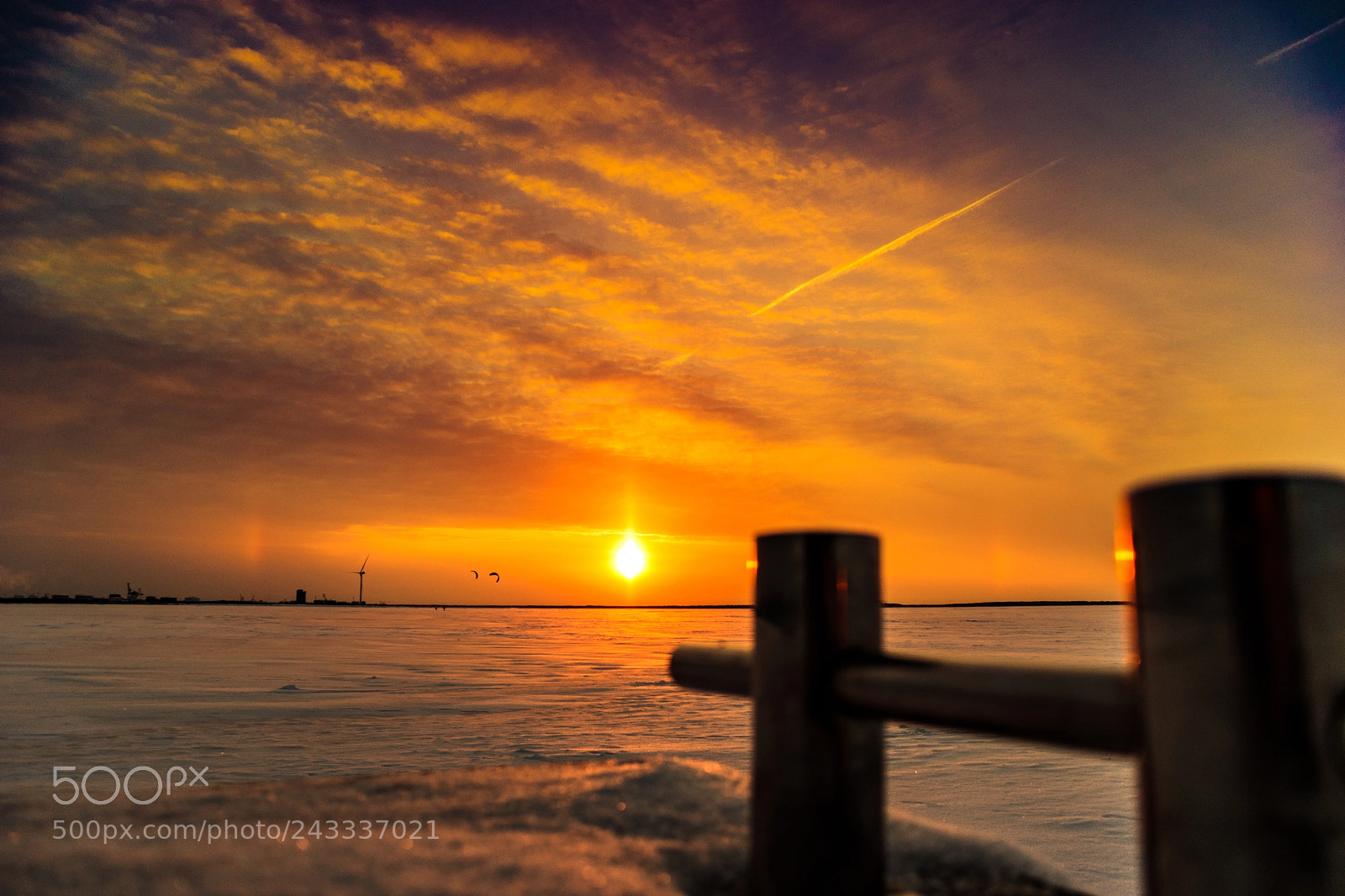 Canon EOS M5 sample photo. The frozen pier photography