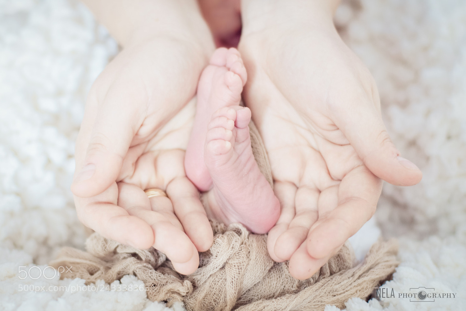 Nikon D7200 sample photo. Care & love photography
